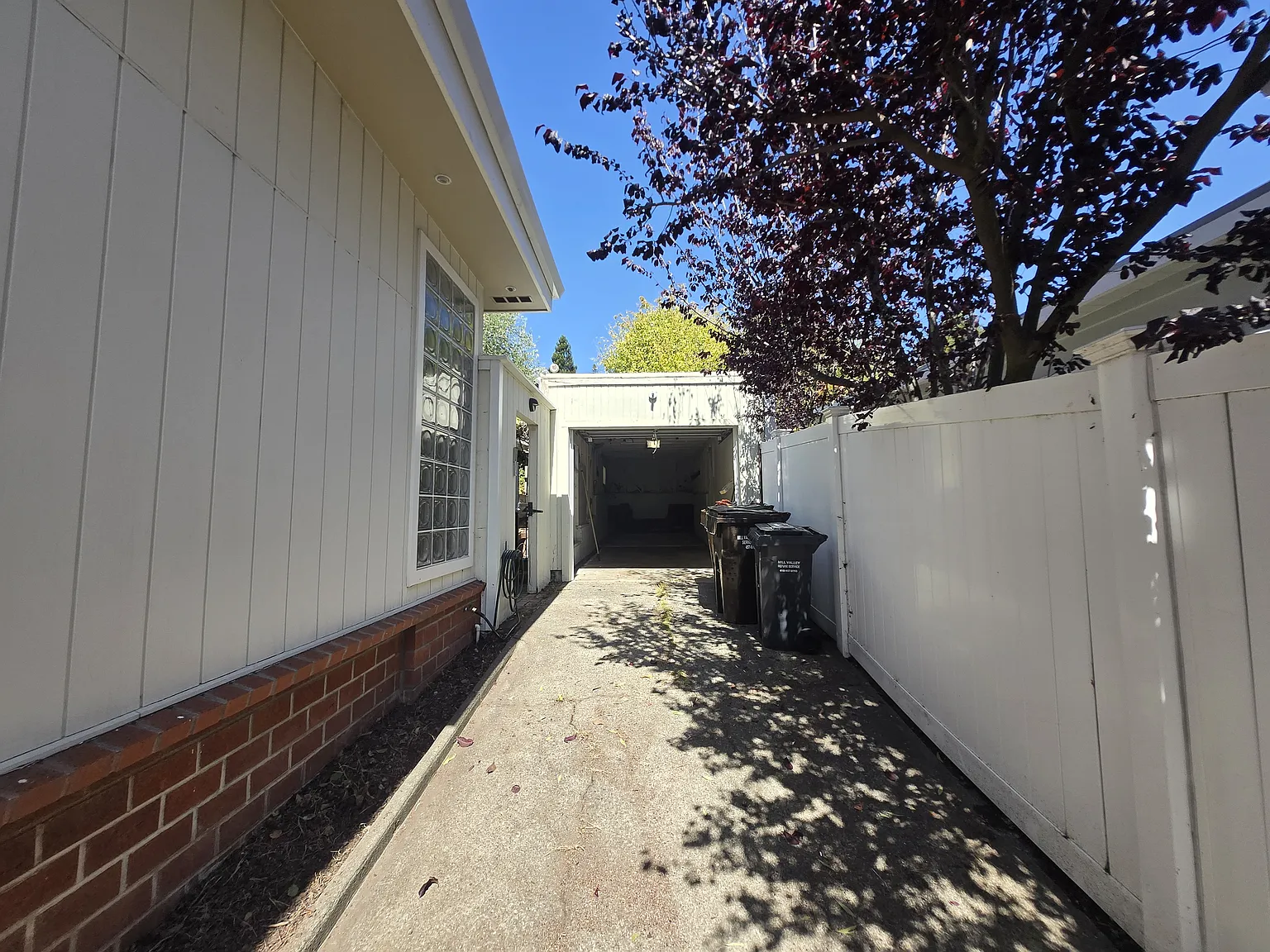 1 bed, 1100 sqft, $4,100 — Photo 3