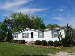 450 Narrow Shore Rd, Aydlett, NC 27916