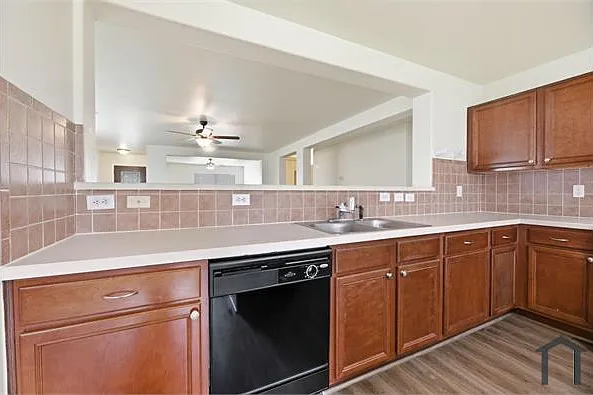 18110 Jills Way Ln — Photo 8