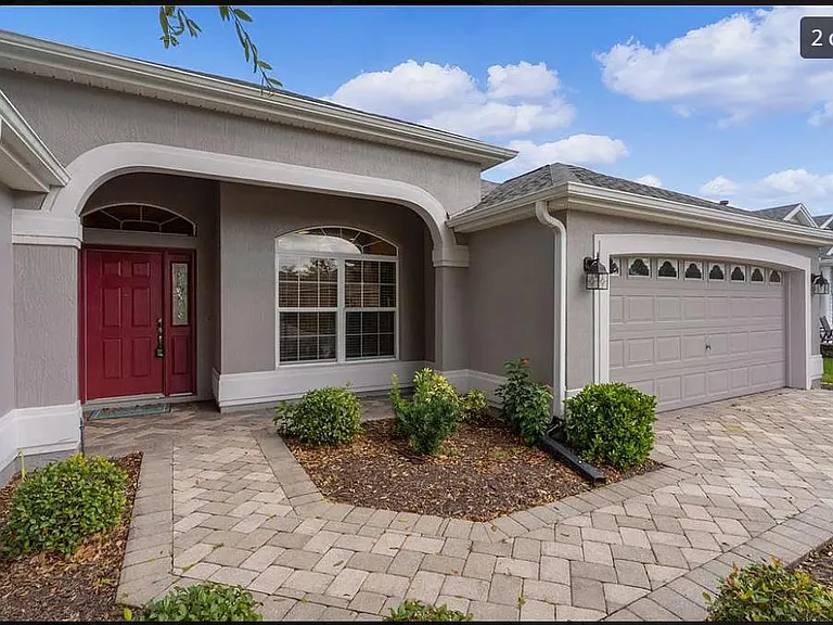 1589 Belton Pl — Photo 3