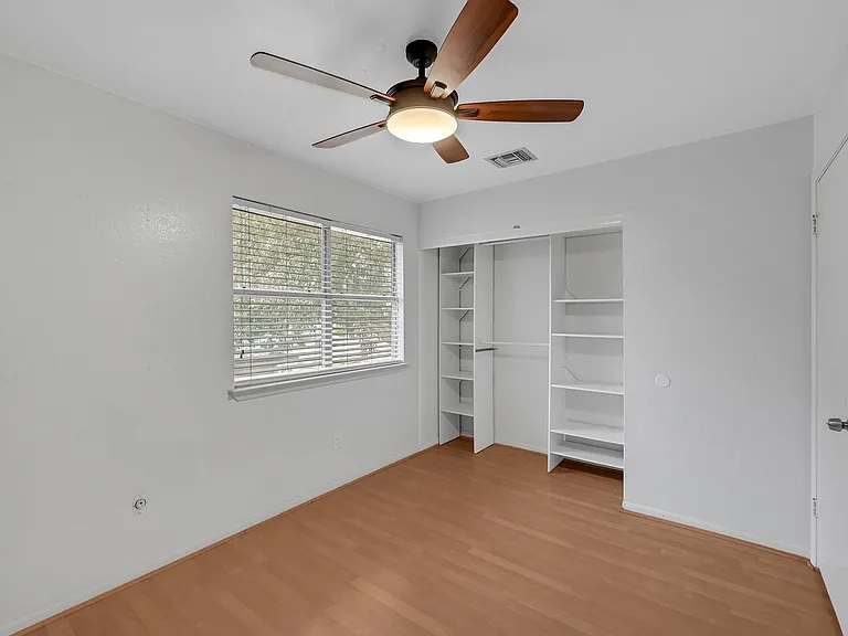 5134 Smokey River Dr — Photo 10