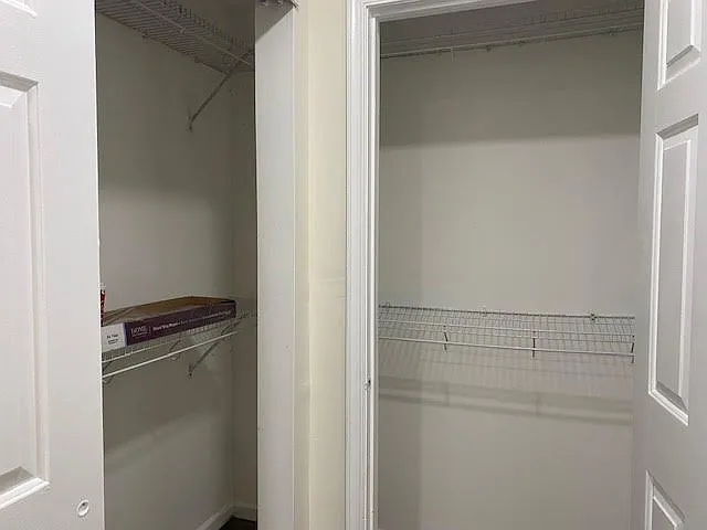 10 Mystic Ct — Photo 14