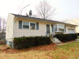 135 Fairfield Ave, Fords, NJ