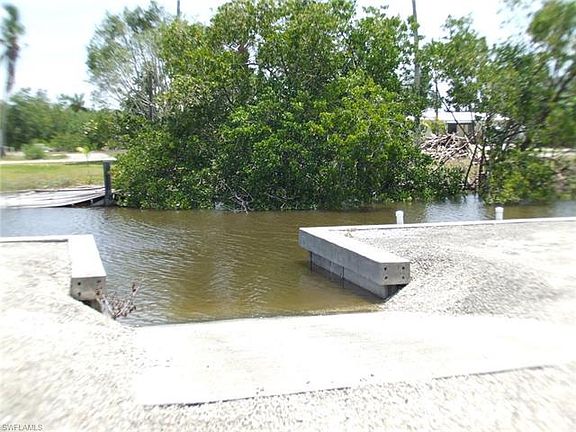 2nd image of 129 Flicker Ln