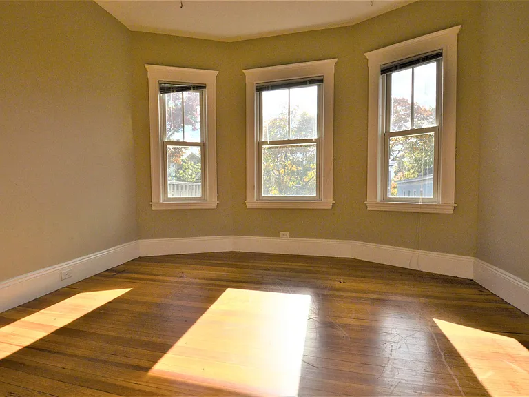 82 Montebello Rd #3 — Photo 5