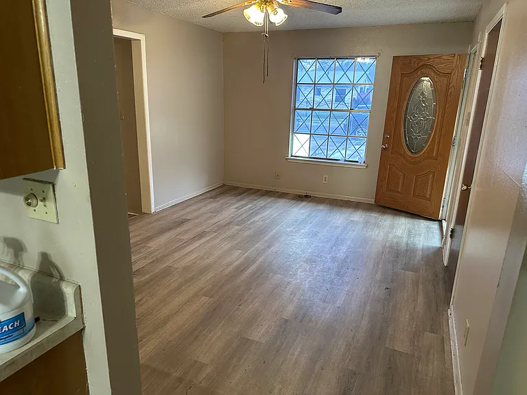 5422 Grey Rock Dr — Photo 5