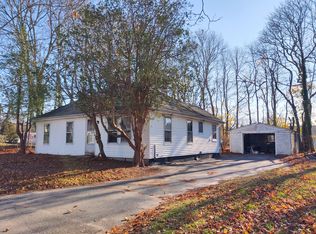 32 Carriage Shop Rd, East Falmouth, MA 02536