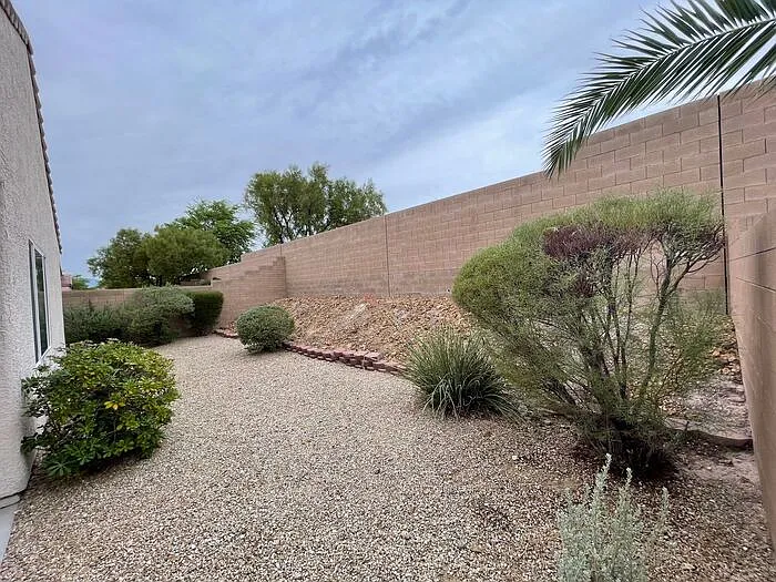 2928 Pitgaveny Ave — Photo 10