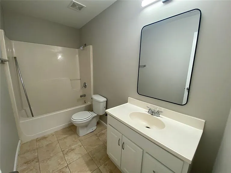 130 River Pointe Ct SW #132 — Photo 18