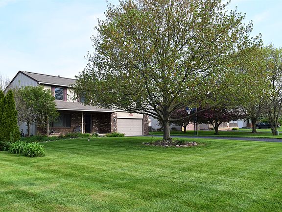 3rd image of 59628 Sunridge Dr