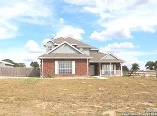 132 Las Palomas Dr, La Vernia, TX 78121