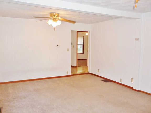 3rd image of 2817 Horton St