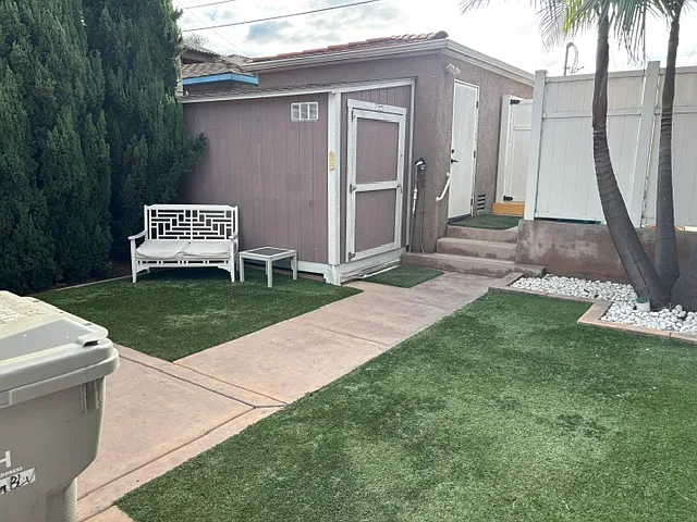 2 bed, 800 sqft, $3,295 — Photo 3