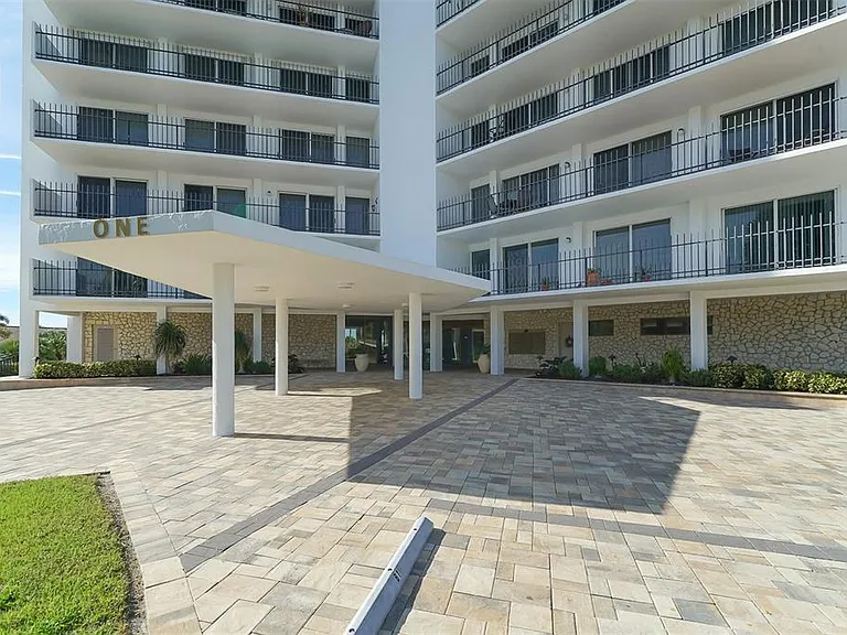1 Benjamin Franklin Dr #93 — Photo 3