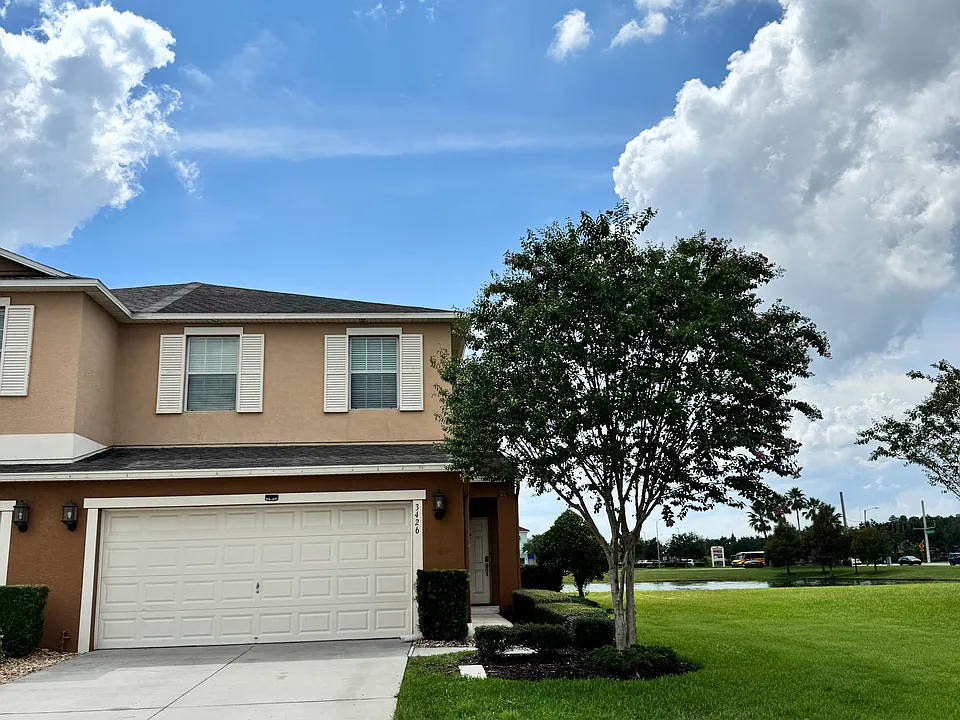 3426 Rodrick Cir