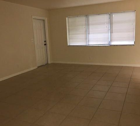 good size Living Room