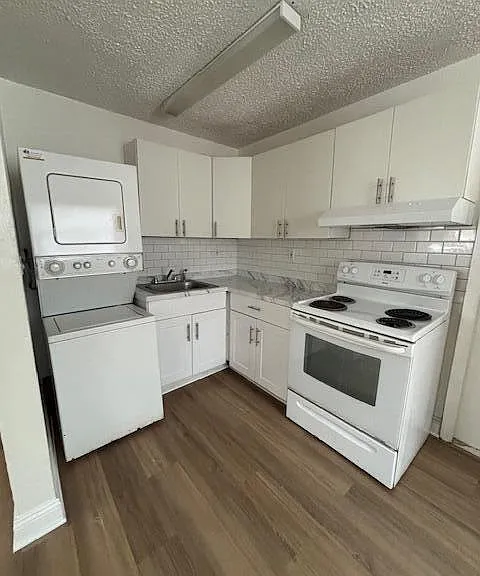 2632 NW 18th Ter #2638 — Photo 4