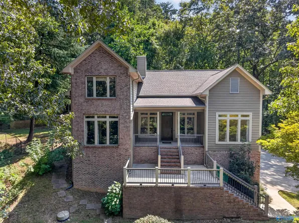 1372 Saint Andrews Pkwy, Oneonta, AL 35121