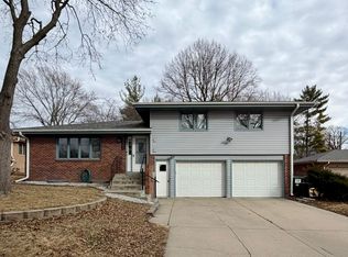 2530 Marilynn Ave, Lincoln, NE 68502