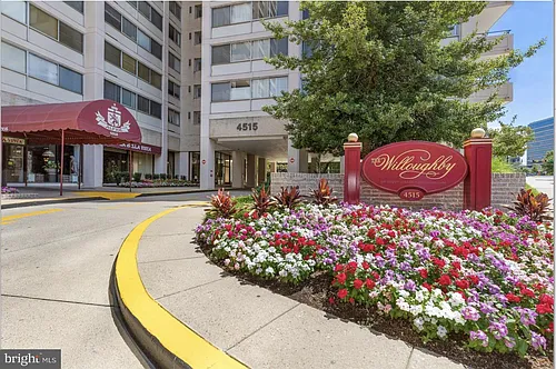 5500 Friendship Blvd Photo 1