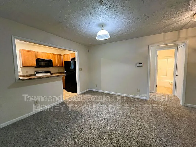 2 bed, 2.0 bath, 1100 sqft, $1,150 — Photo 4