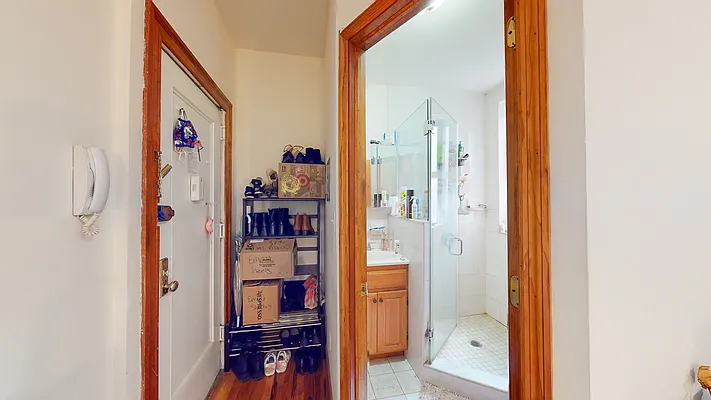 Rented by Oxford Property Group | media 11