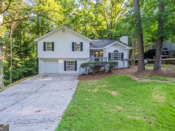 230 Mimosa Ln, Stockbridge, GA 30281