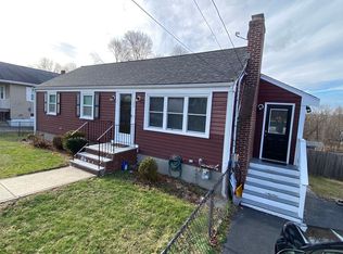 33 Harding Ave, Weymouth, MA 02188