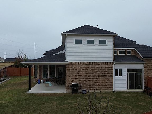 4th image of 650 Wild Pecan Loop