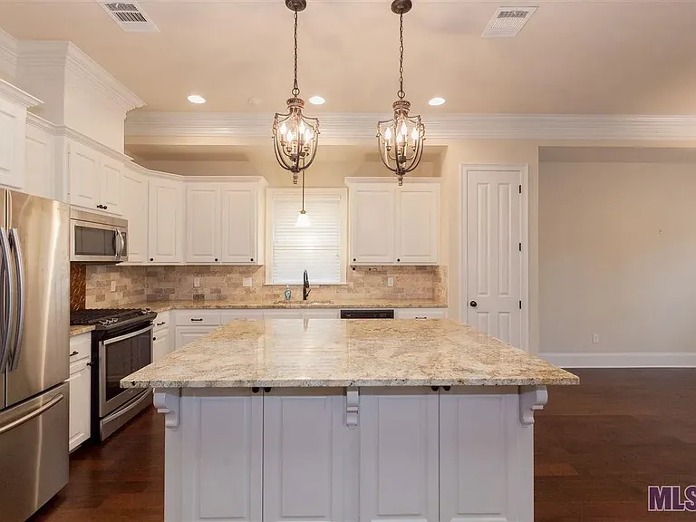 12445 Grand Villa Ct — Photo 16
