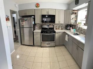 180 Vernon Ave, Yonkers, NY 10704