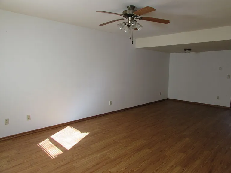 20320 Skyview Dr — Photo 1