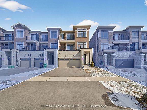 2nd image of 20 Ravenbury St N