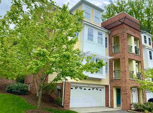 721 Cairn Heights Ct, Charlottesville, VA