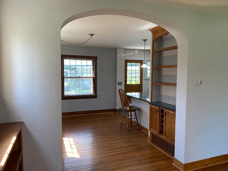 1639 Glenn Ave — Photo 6