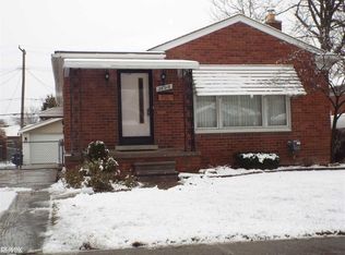 28316 Grant St, Saint Clair Shores, MI
