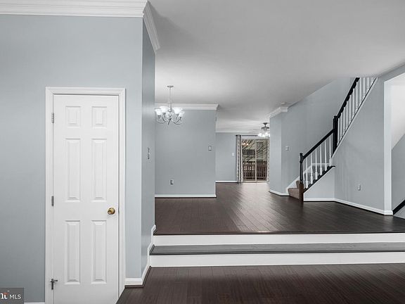 3rd image of 7745 Sullivan Cir
