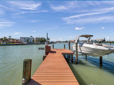 8032 13th Ave S, Saint Petersburg, FL, 33707