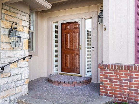 5th image of 3585 Winding Brook Cir #89