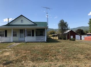 1016 E Erwin Rd, Erwin, TN 37650