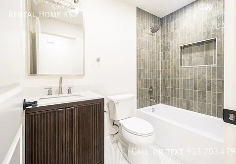 8400 W 93rd St — Photo 27