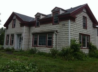 1102 Alexandria St, Carthage, NY 13619