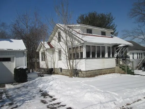 228 Thomas St, Cambridge Springs, PA 16403