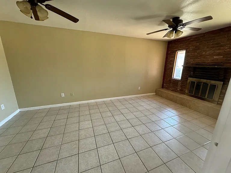 112 Manson Dr — Photo 7
