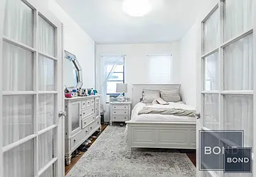 Rented by Bond New York