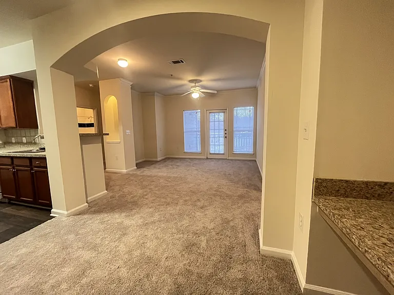 Wesley Kensington Apartments at Stonecrest — Photo 189