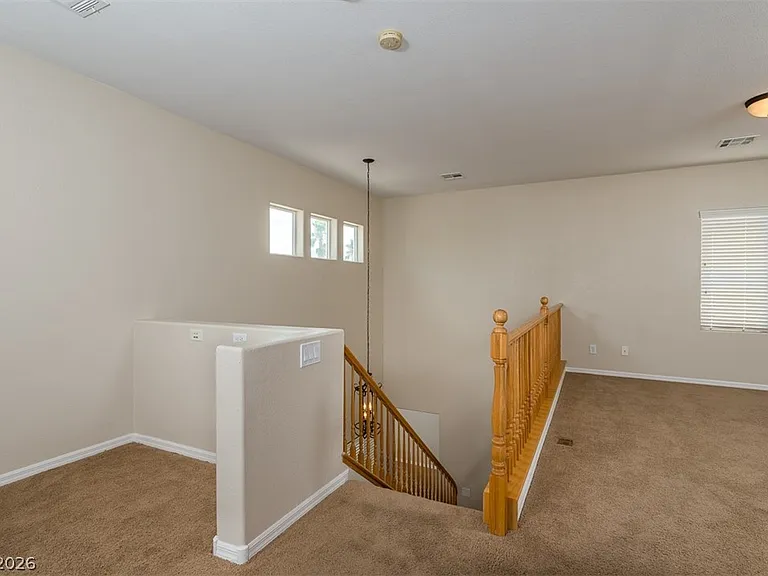 8229 Oakshire St — Photo 15