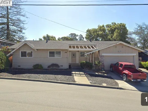 2683 Oakes Dr, Hayward, CA 94542