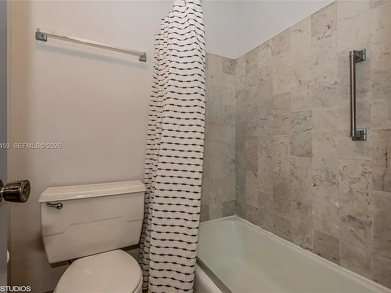 6209 Bay Club Dr #4 — Photo 10