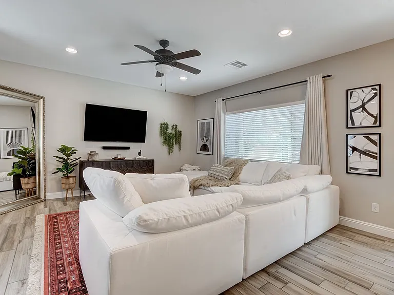 10233 Gibson Isle Dr — Photo 6